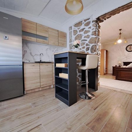Unique Apartment Centar Podgorica Buitenkant foto