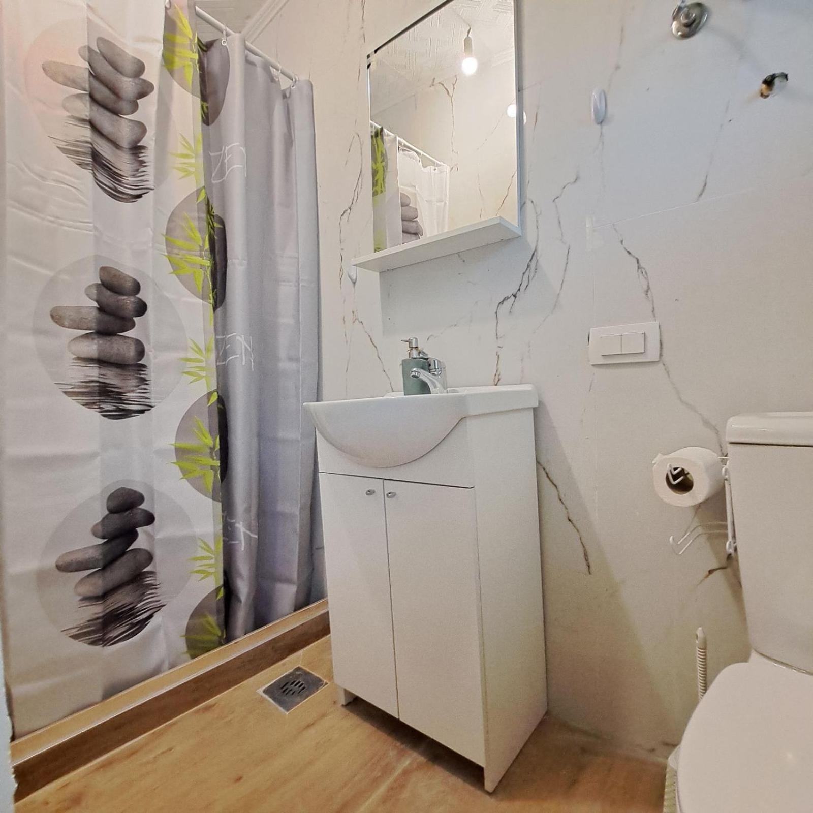 Unique Apartment Centar Podgorica Buitenkant foto